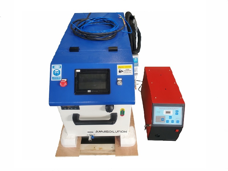 Hand-held welding machine